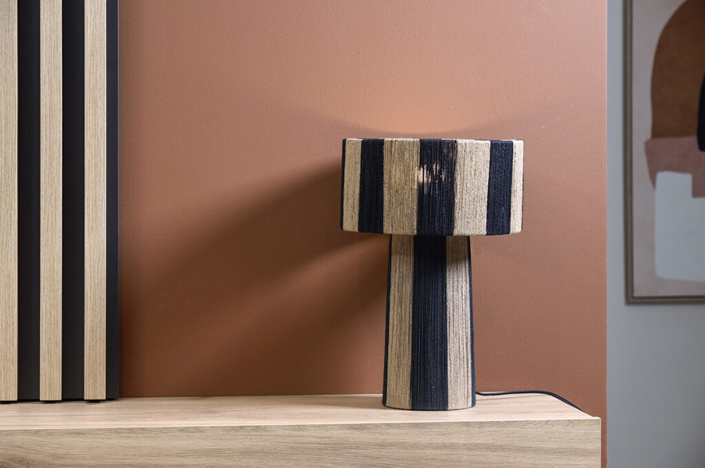 Jullan φωτιστικό με κορδόνια