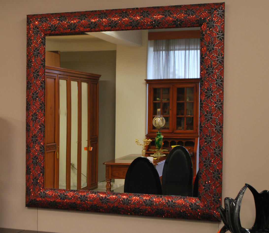 καθρέφτης κόκκινη δαντέλα