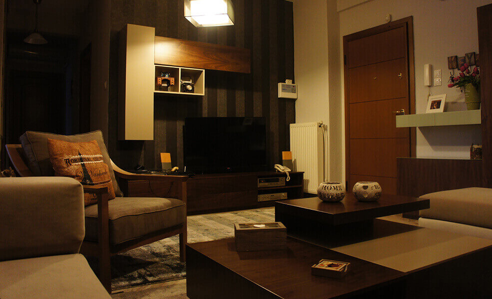 5 Κανόνες Διακόσμησης που Πρέπει να Σπάσεις Σκούρα Χρώματα σε Μικρούς Χώρους