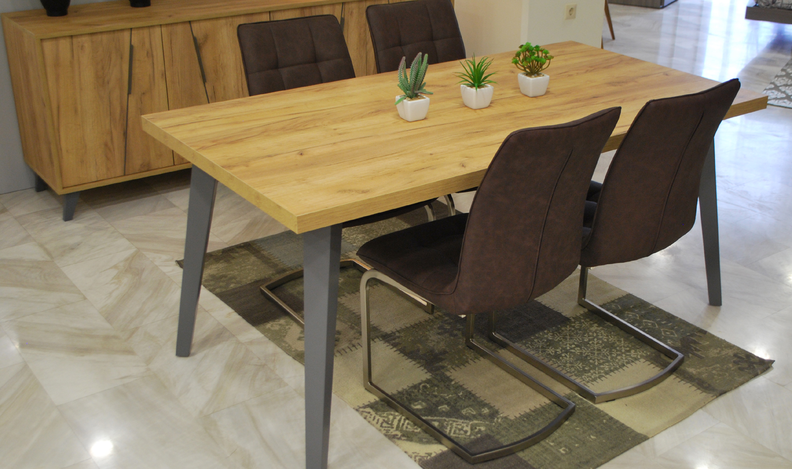 Elia-trapezaria-melamini