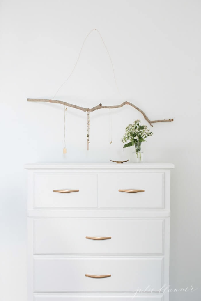 διακόσμηση εσωτερικών χώρων με κοσμήματα