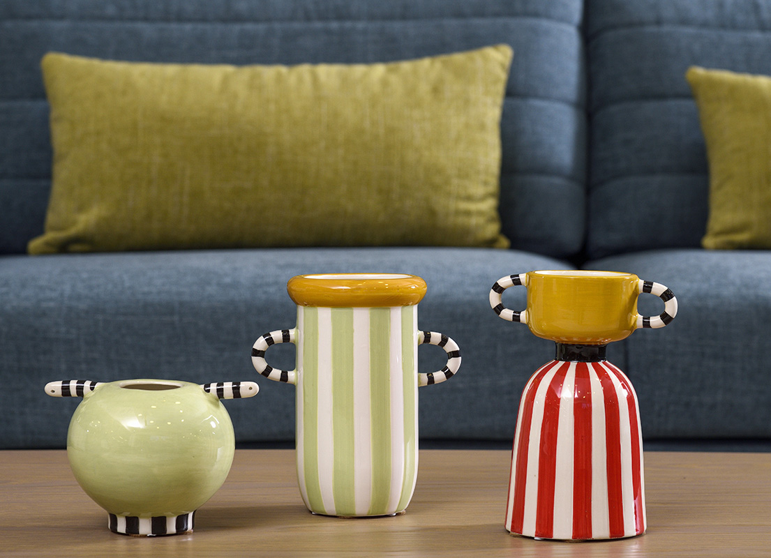 1322-1324-1325-keramika-polyxroma-vaza