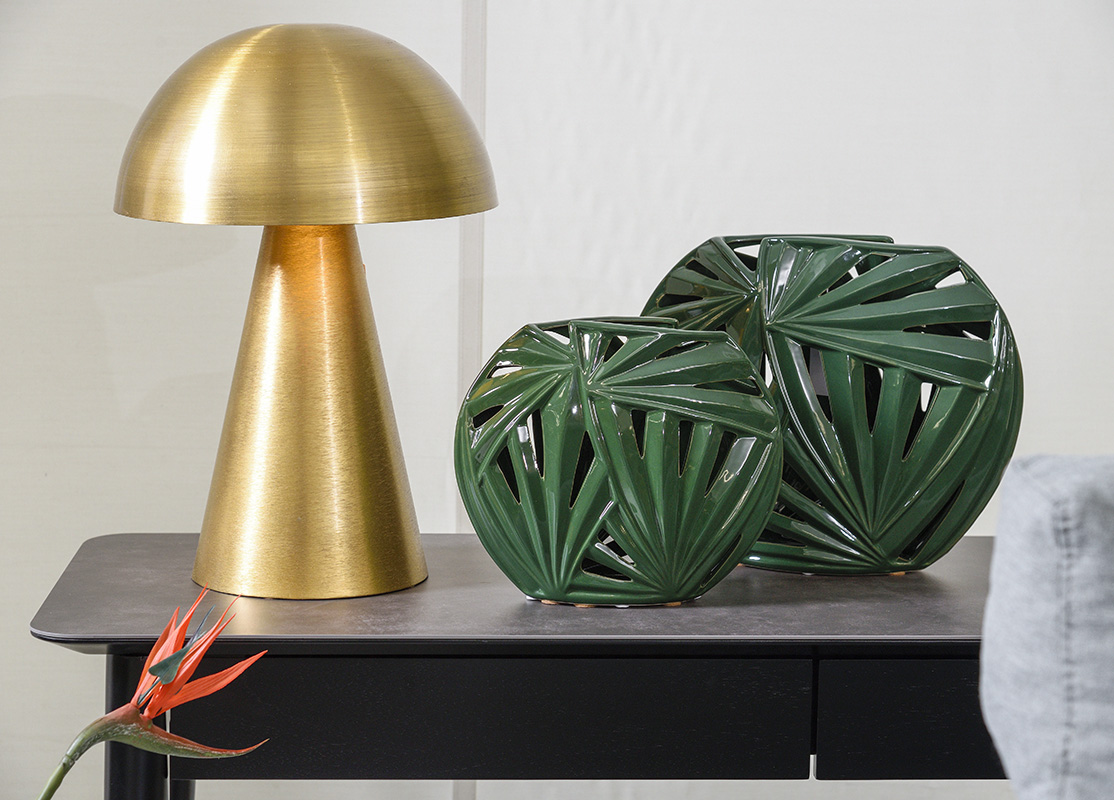 305-xryso-fotistiko-1216-1217-keramika-prasina-vaza