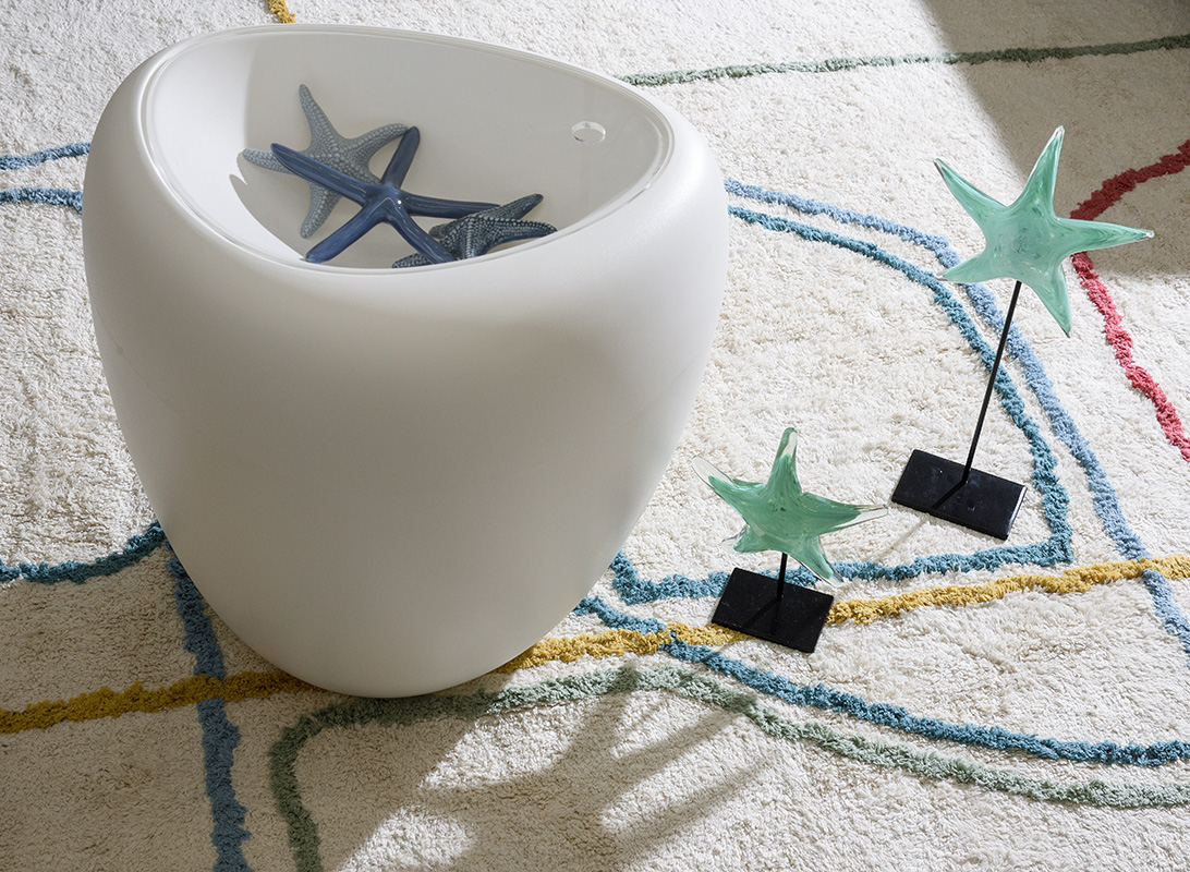 984-985-asteries-gyalini-me-metallo