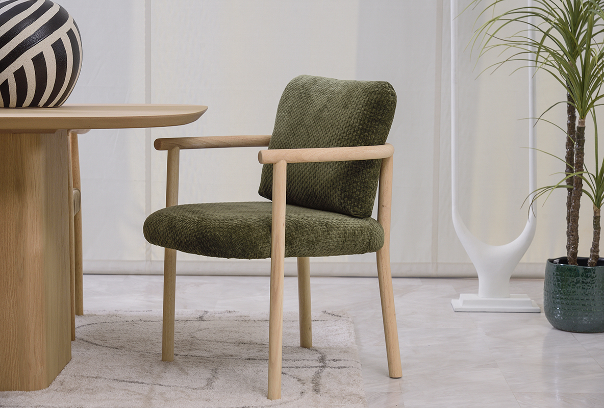 Azzera-polythronaki-trapezarias-maksilara