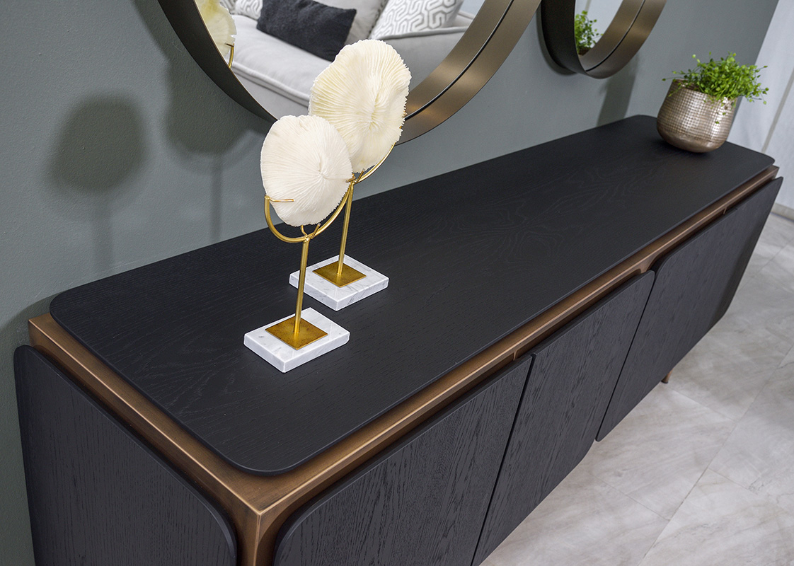 Torino-mpoufes-trapezarias-mauros